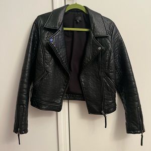 Top shop black leather jacket womens US size 6. Gunmetal details.